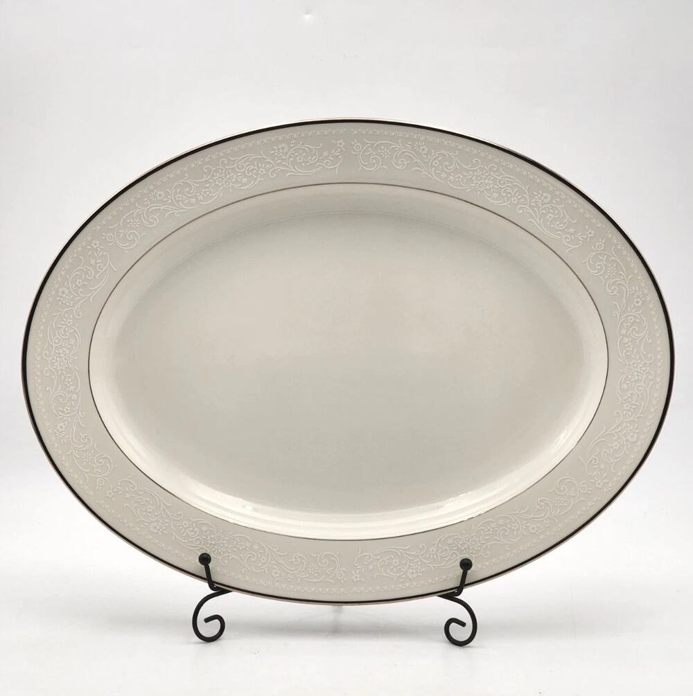 Noritake Sorrento 16" Oval Serving Platter 7565 With raised White Flowers on Rim